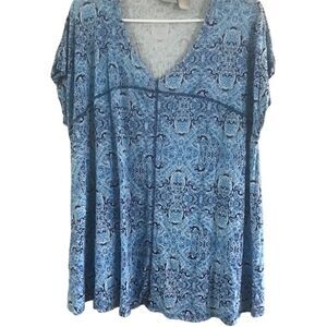 Kenar Size 2X blue and white paisley V-neck short sleeve blouse